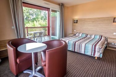 3-person apartment (max. 2 adults) St Jean Luz Hotel Suite Erromardie
