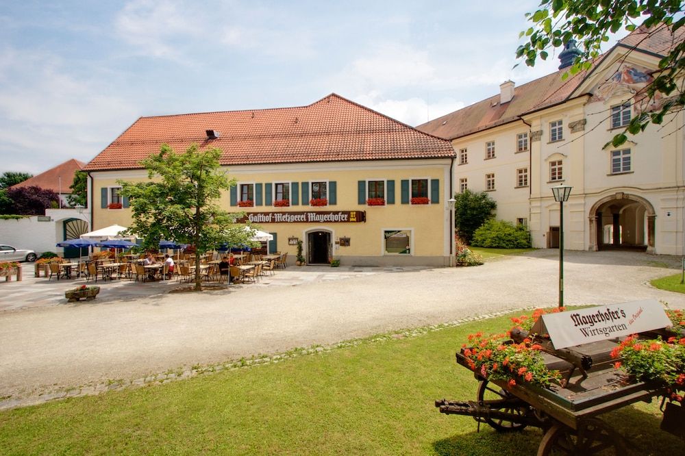 Mayerhofer - Hotel - Restaurant - Metzgerei - Tagung.