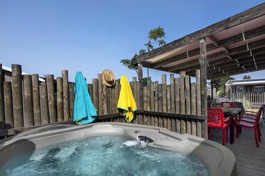 6-persoons Stacaravan Trio Premium - Jacuzzi + Air Conditioning + TV