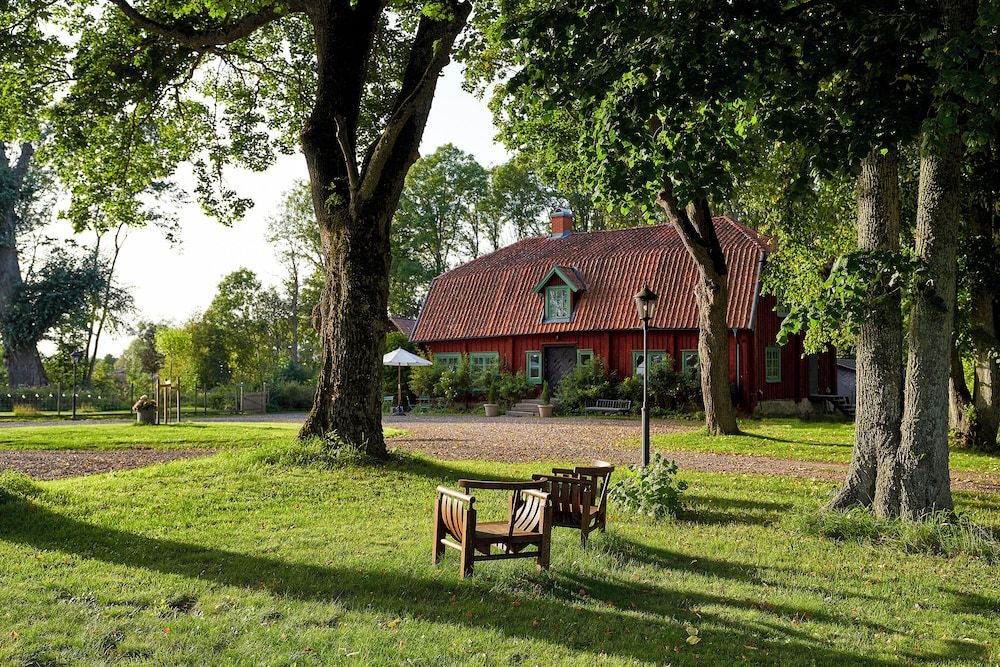 Kungs Starby gård Bed & Breakfast