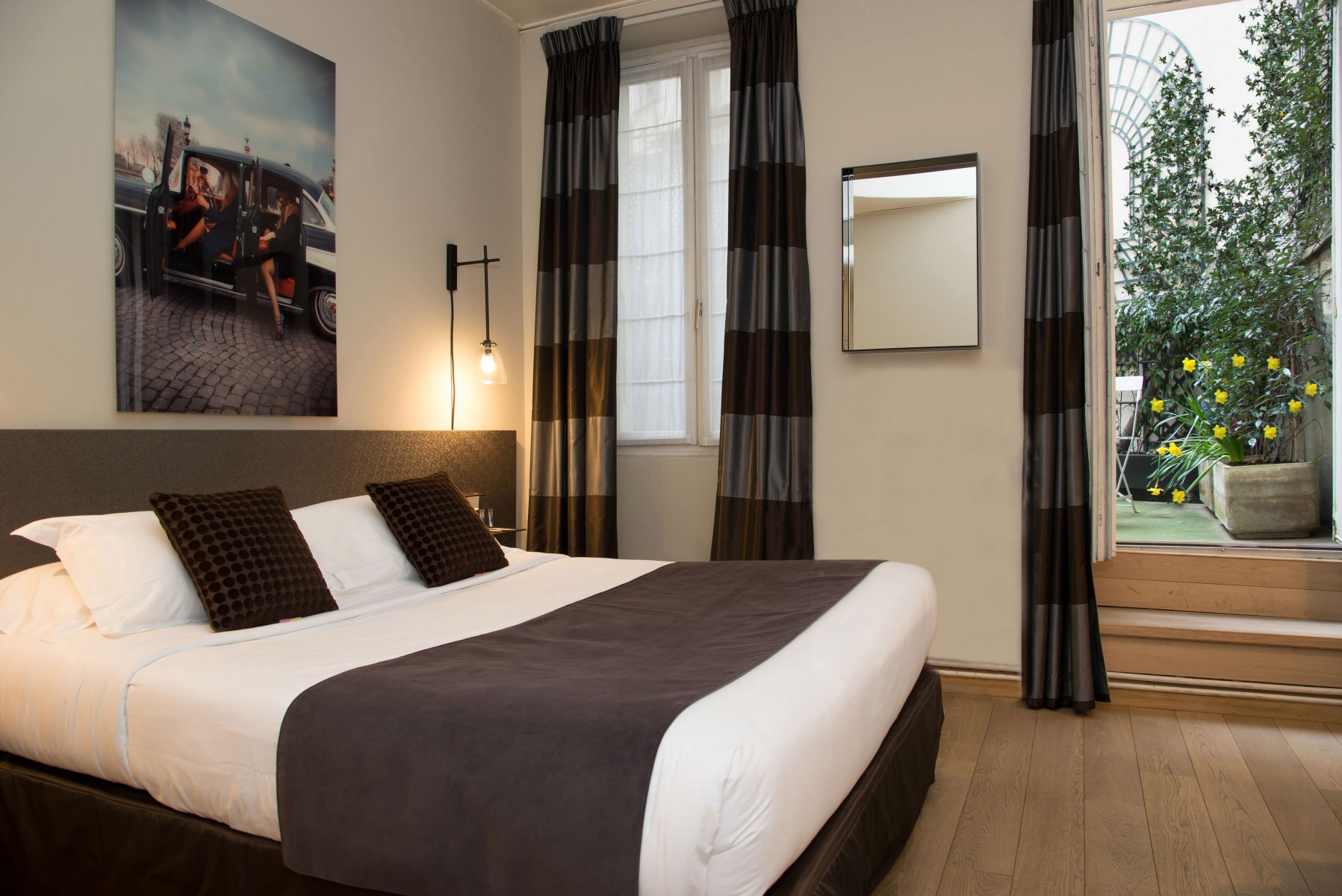 Hotel Tilsitt Etoile <br/>135.00 ew <br/> <a href='http://vakantieoplossing.nl/outpage/?id=985c61b8d6a5861f4719170dcd16307a' target='_blank'>View Details</a>