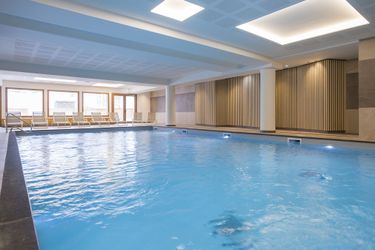 8-Personen Ferienhaus Attractive apartment in a chalet directly on the ski slope