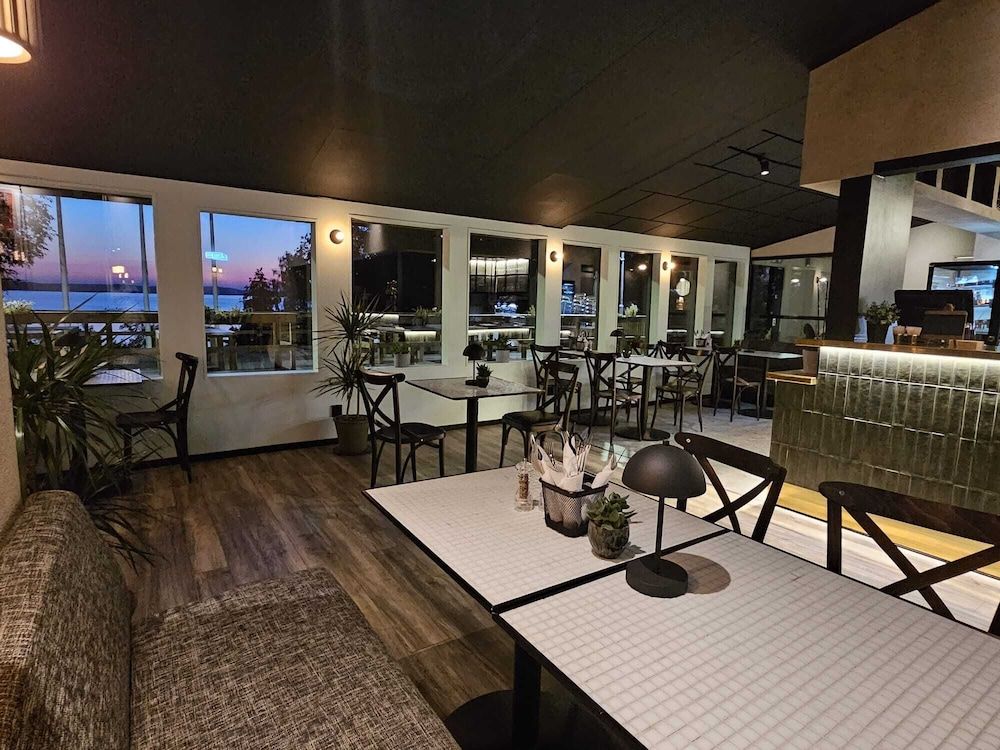 Kallhällsbaden Vandrarhem - Hostel.