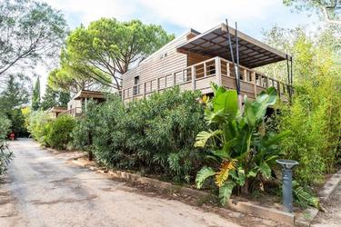 6-persoons Chalet Lodge Kabane sur Pilotis 4 Rooms 6 Persons Air-conditioned + TV