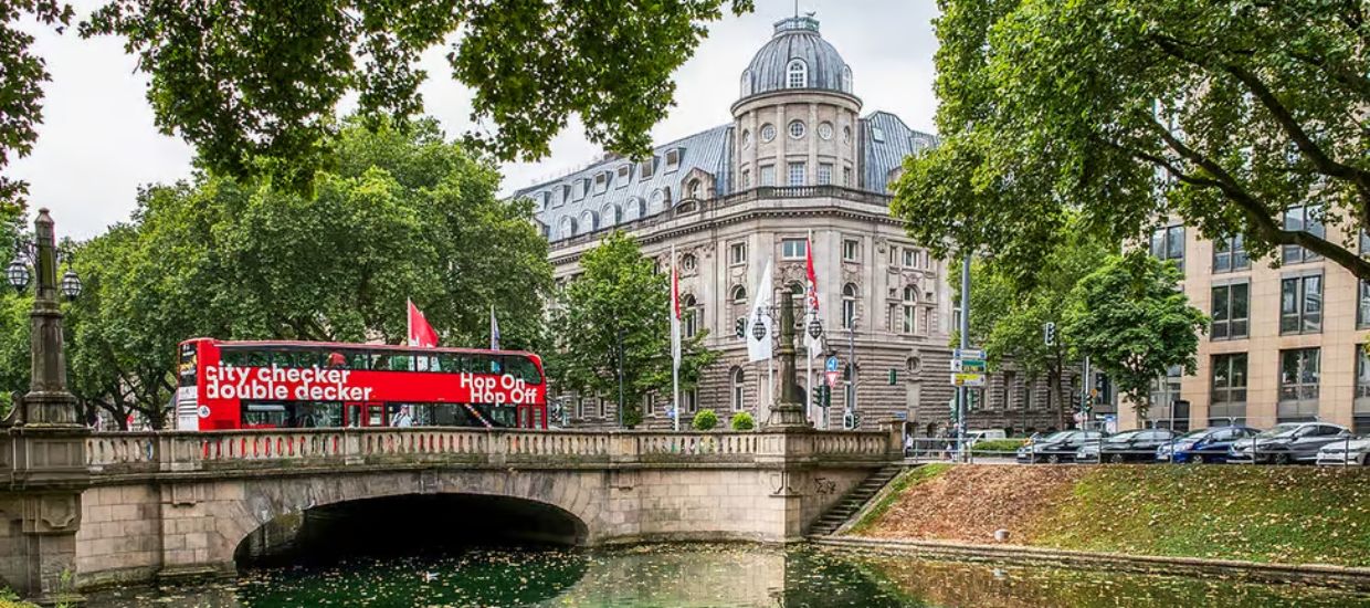 Hop-On Hop-Off ticket 