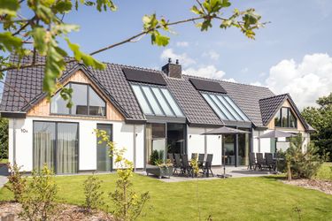 12-Personen Ferienhaus Detached luxury villa with six bathrooms, 400 m from the sea