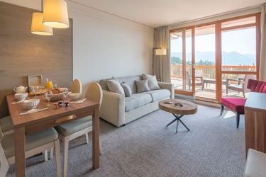 6-persoons bungalow Luxury apartment with Wi-Fi in large ski area Paradiski
