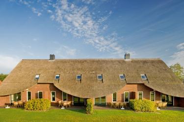 10-person group accommodation 10L