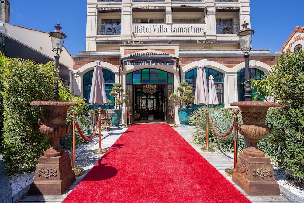 Hôtel Villa-Lamartine.