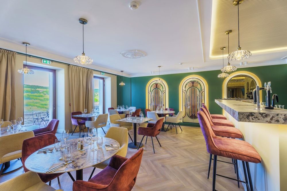 Hôtel Le Clos des Arts.