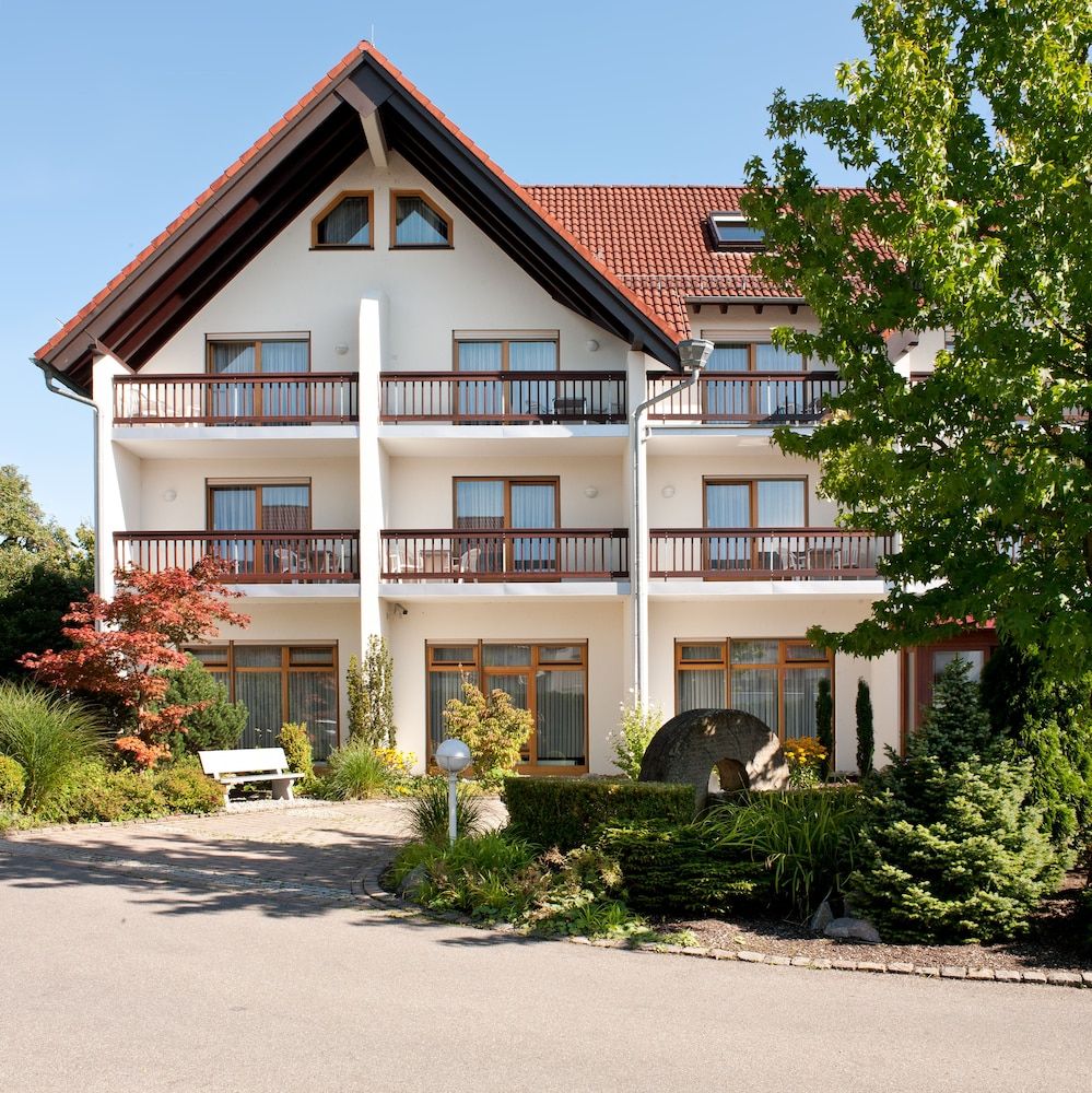 Hotel Restaurant Waldhorn.
