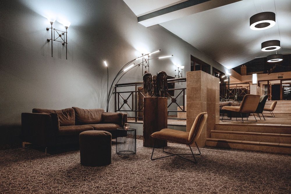 Dwór w Tomaszowicach.