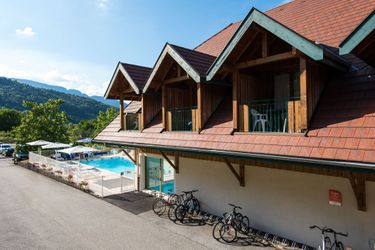 2-la personne bungalow Great holiday spot in the Haute-Savoie near Lake Annecy