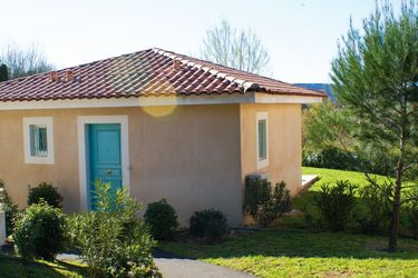 8-la personne bungalow Beautiful house with AC, located between inland and sea
