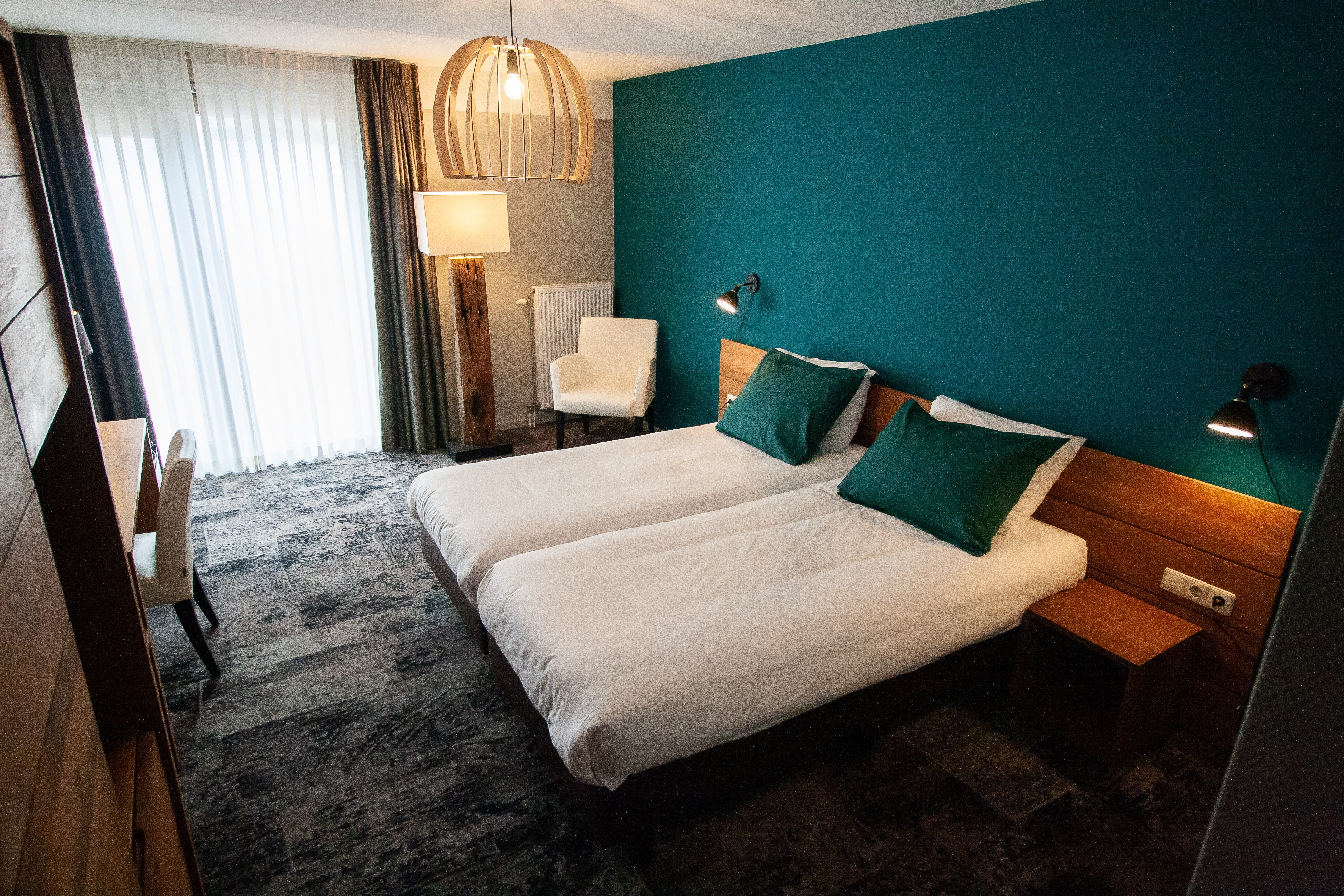 Linge Hotel Elst <br/>63.33 ew <br/> <a href='http://vakantieoplossing.nl/outpage/?id=f5d16e63b8c3729e931db133e7e3546b' target='_blank'>View Details</a>