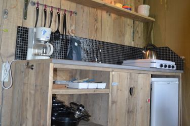 6-Personen Möbliertes Zelt Safari Lodge