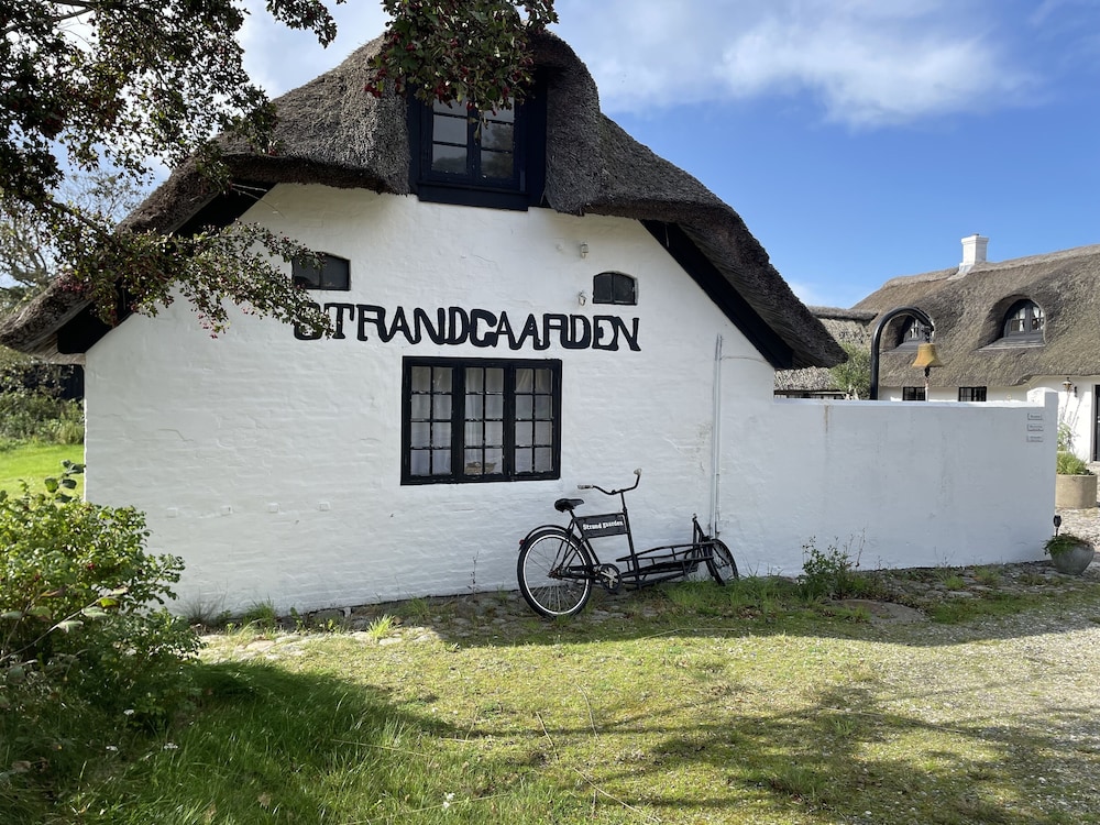 Hotel Strandgaarden