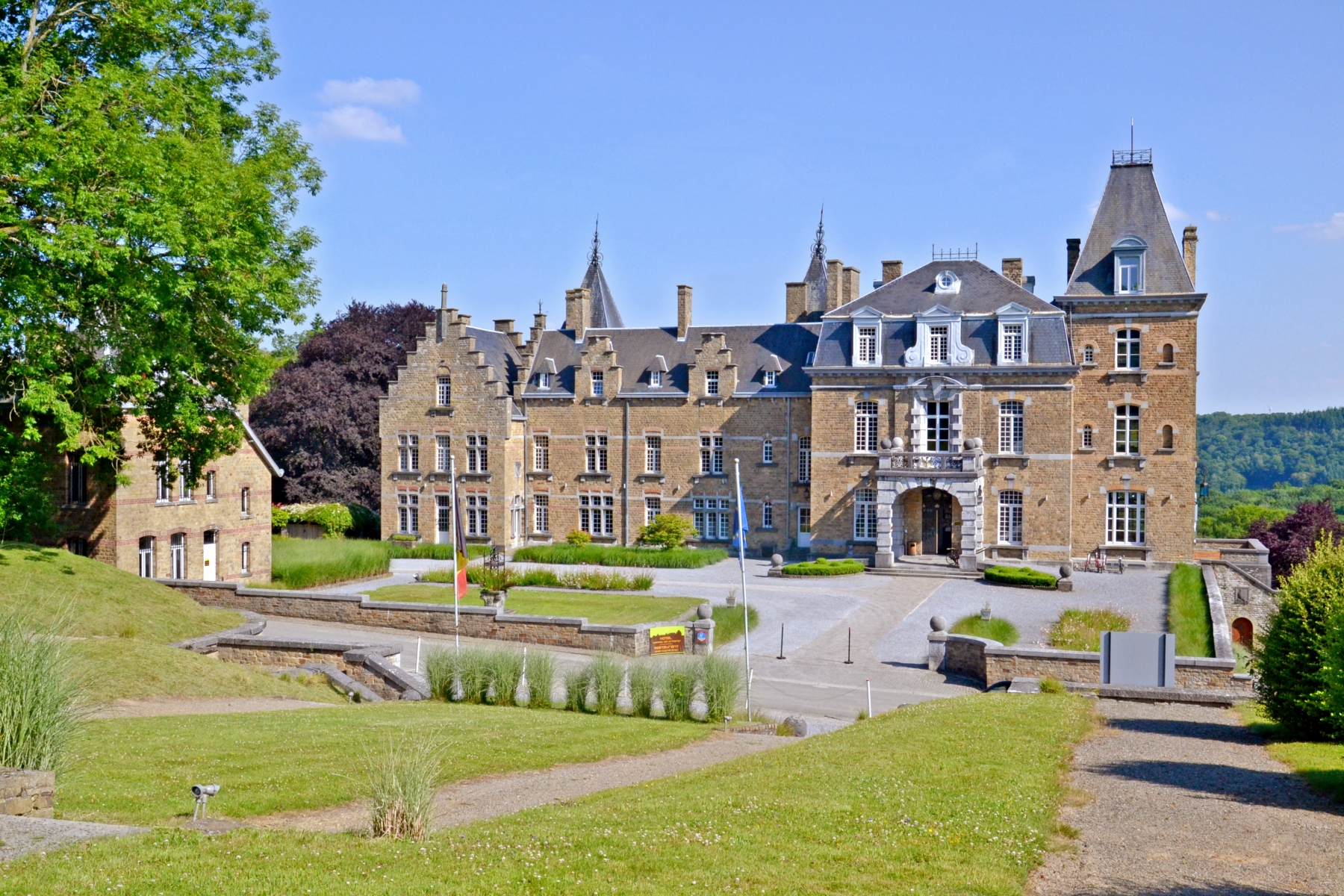 Domaine de Ronchinne <br/>87.00 ew <br/> <a href='http://vakantieoplossing.nl/outpage/?id=4d1e72537a54e86b6bc3a279a23803c8' target='_blank'>View Details</a>