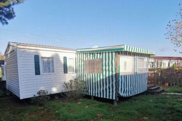7-persoons Stacaravan MH 3 bedroom Eden semi-covered wooden terrace