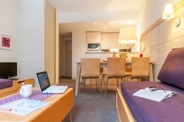 6-person apartment - 2 bedrooms - Balcony - South-facing