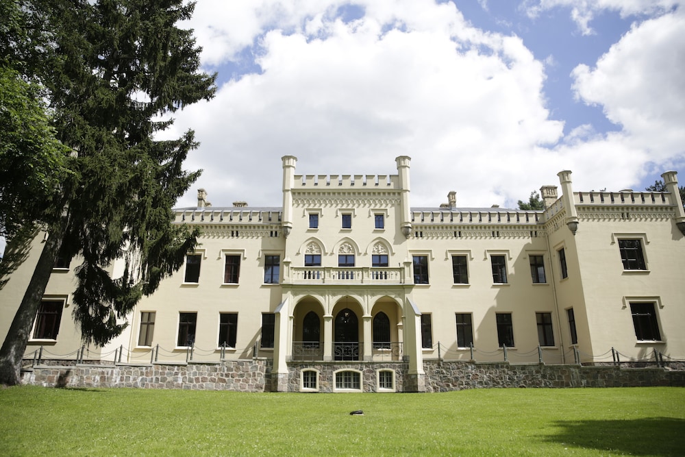 Hotel Schloss Reichenow