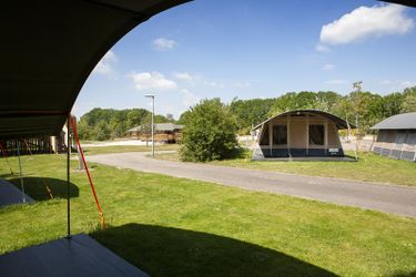 5-person tent ingericht