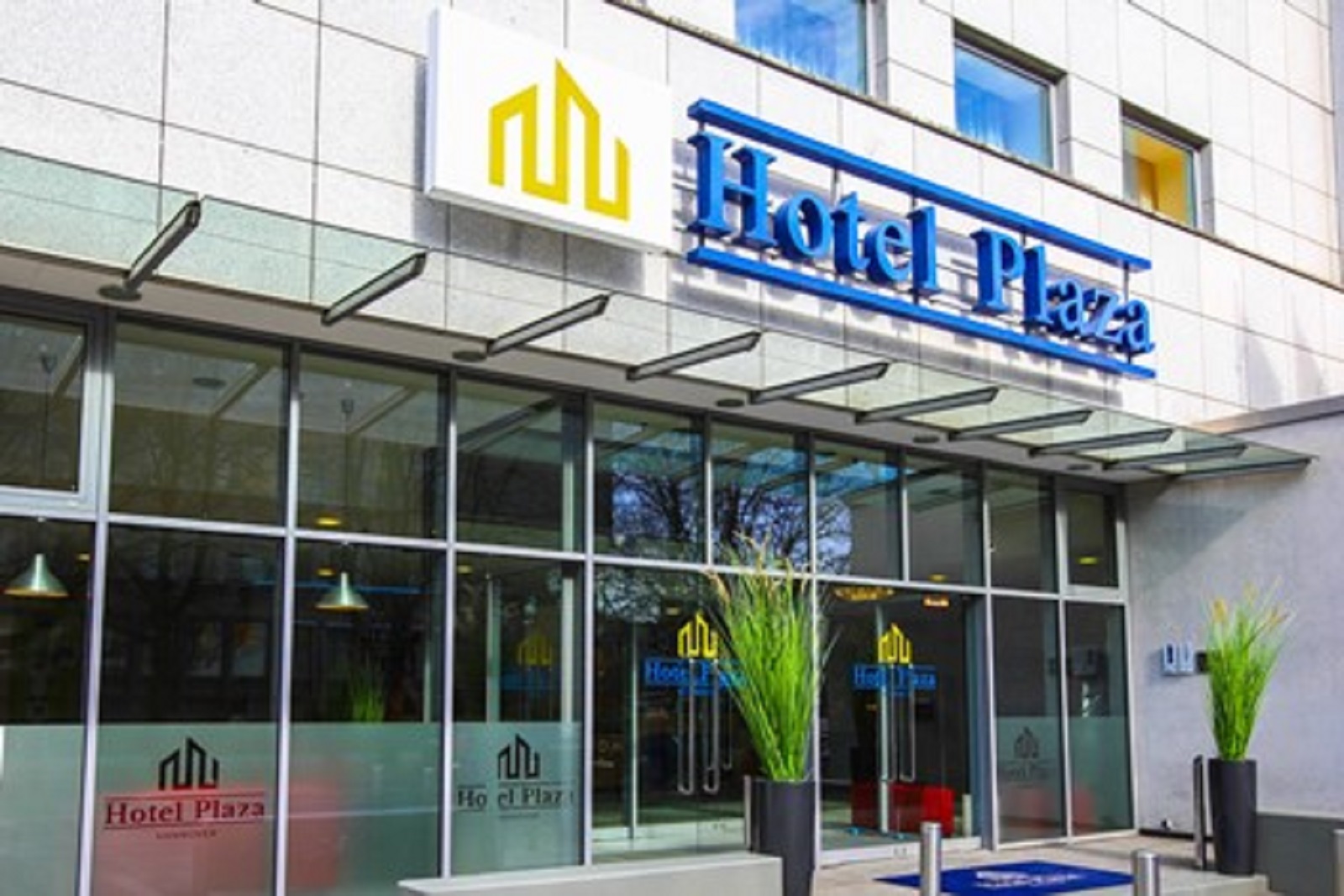 Hotel Plaza Hannover <br/>82.50 ew <br/> <a href='http://vakantieoplossing.nl/outpage/?id=94422bc6a26e9e174fb14b1ab17a8d1c' target='_blank'>View Details</a>