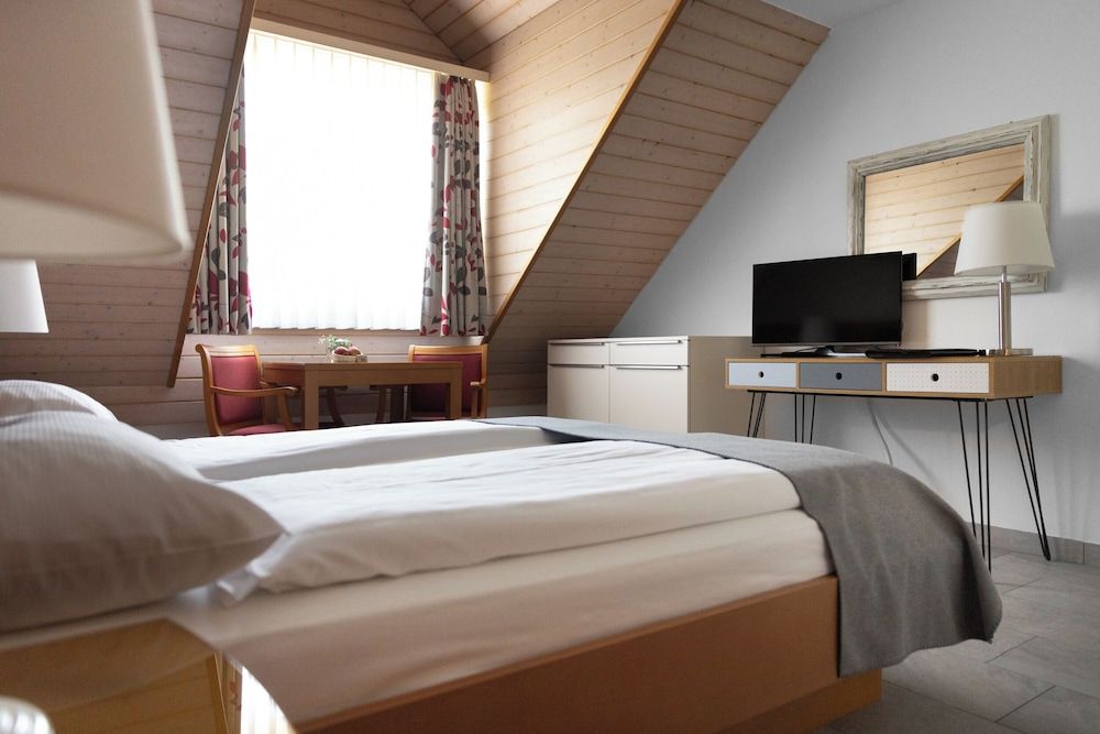 Hotel Schlössli Garni - Free Parking