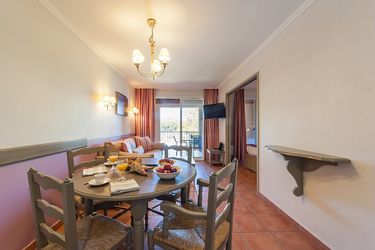 4-person apartment 24
