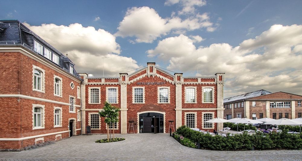 Hotel & Restaurant heyligenstaedt.