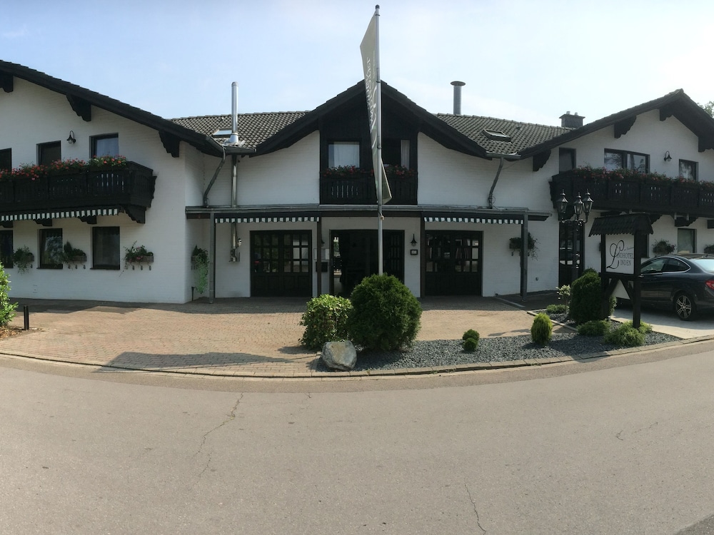 Landhotel Linden am Venekotensee