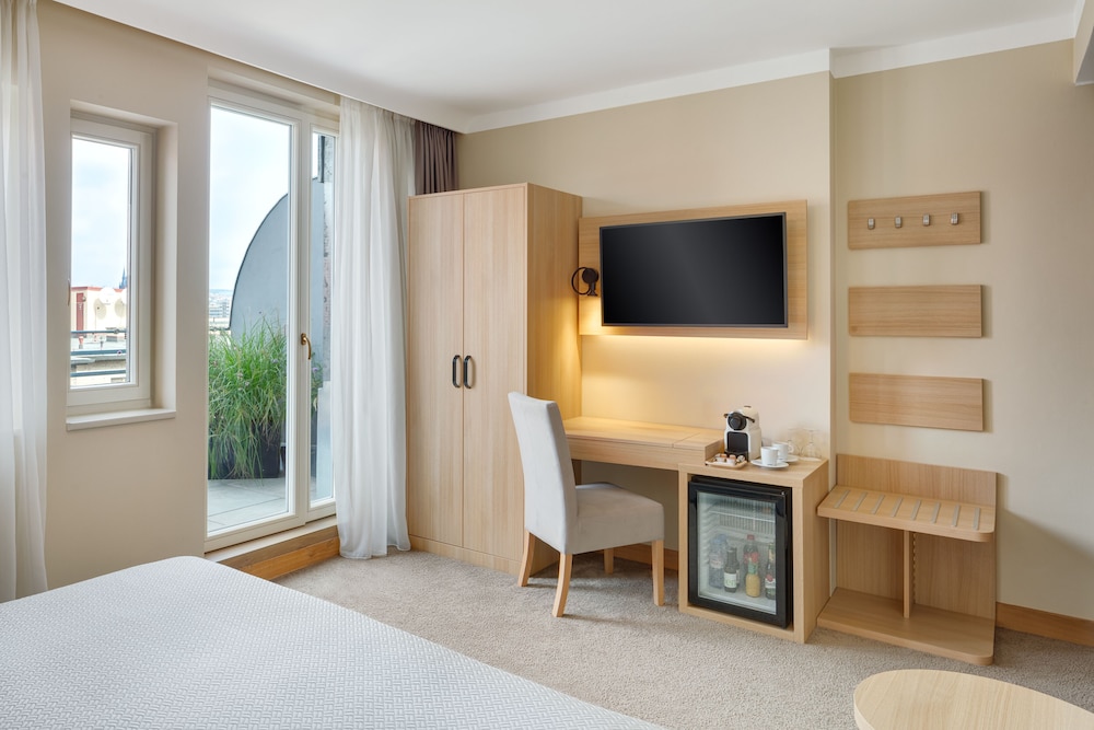 Hotel Clement