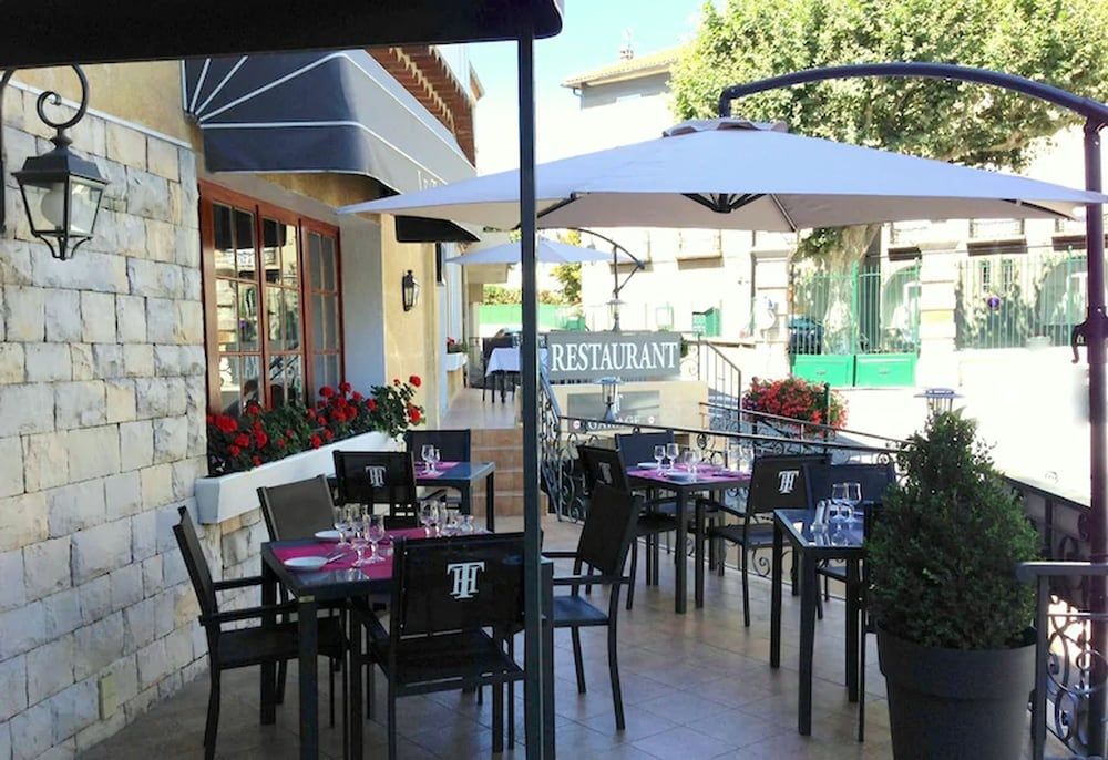 Hôtel Le Tivoli Théopolis.