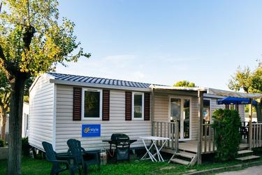 8-persoons Stacaravan Platinum (3 rooms)