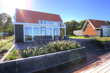 6-Personen Ferienhaus Premium Villa Waterfront 6