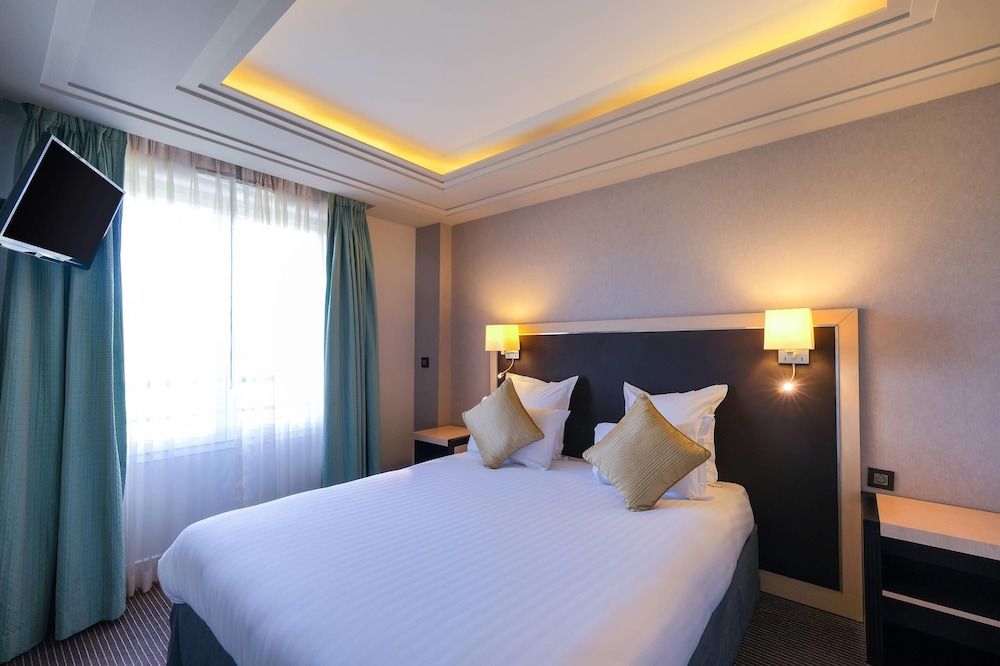 Zenitude Hotel la Valadière, an Ascend Collection Hotel