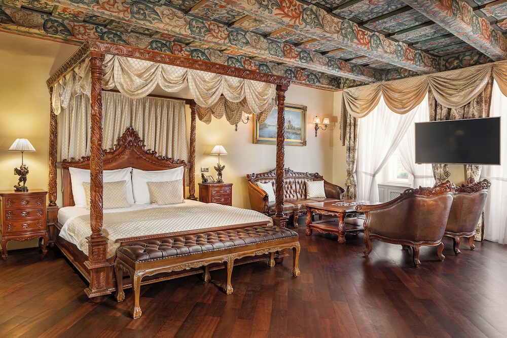 Iron Gate Hotel & Suites Prague by BHG