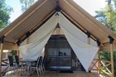 4-person tent Glamping