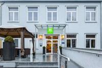 ibis Styles Dortmund West <br/>54.44 ew <br/> <a href='http://vakantieoplossing.nl/outpage/?id=a5408af715f74b2e23fe41ebbb937687' target='_blank'>View Details</a>