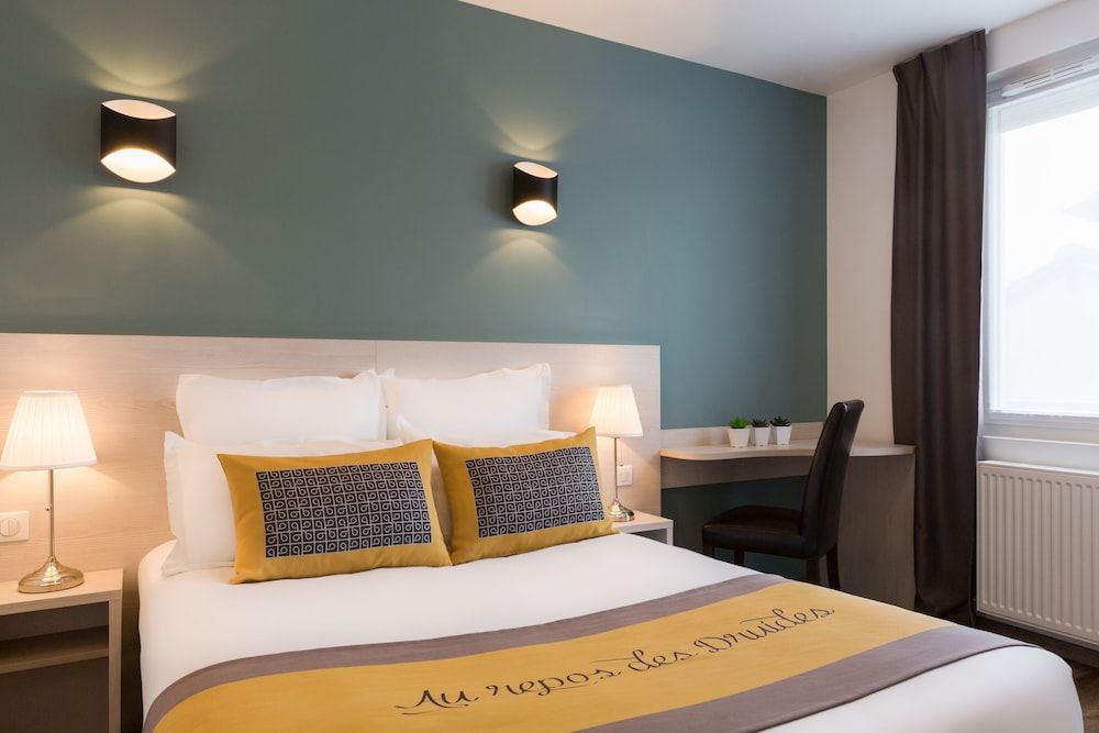 The Originals City, le Relais des Carnutes Brezolles Verneuil su.