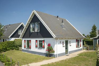 8-persoons bungalow 8E1