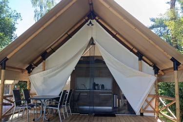 4-Personen Möbliertes Zelt Glamping