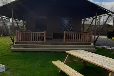 6-person tent Glamping country