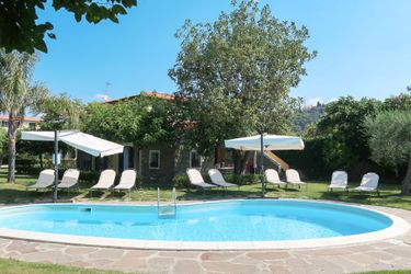 4-persoons appartement Rosa - Nel Giardino di Renzo (IMP281)
