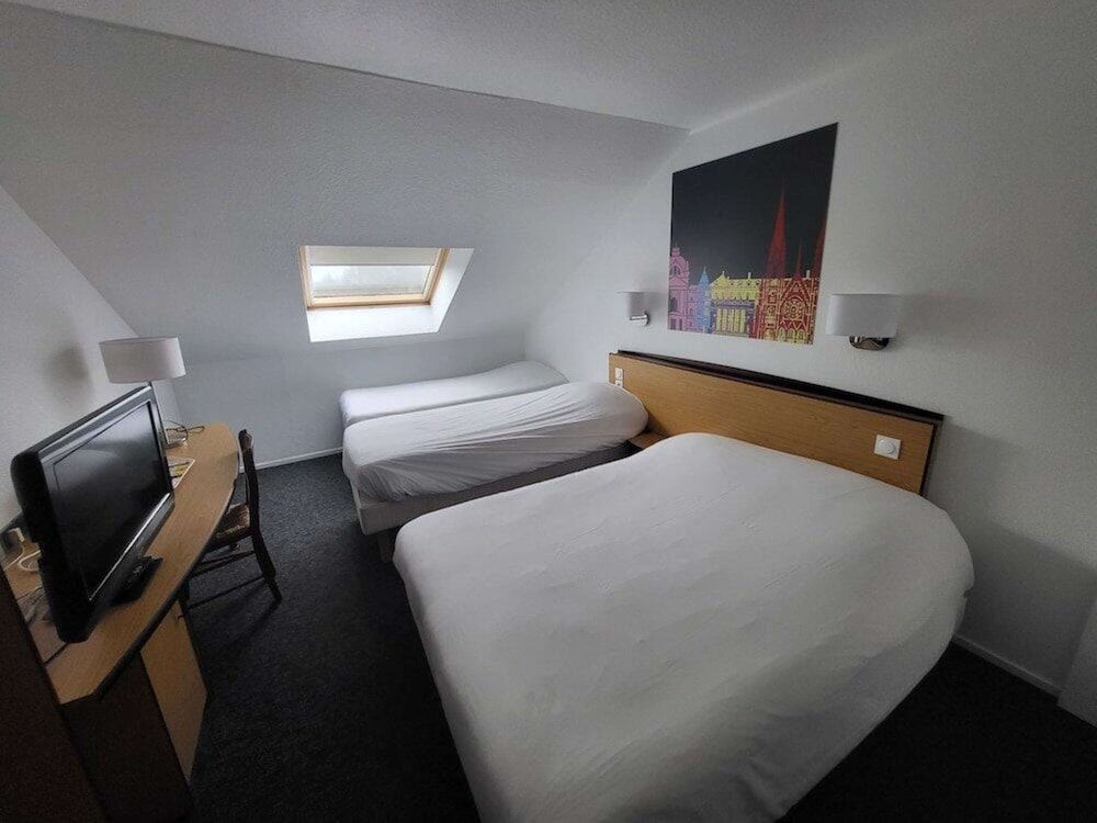 Kyriad Tarbes - Bastillac