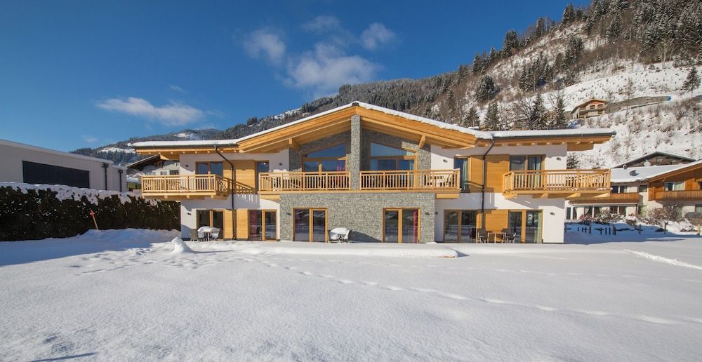 AlpenParks Chalet & Apartment AreitXpress.