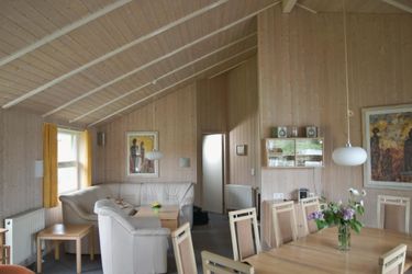10-person group accommodation DSN110