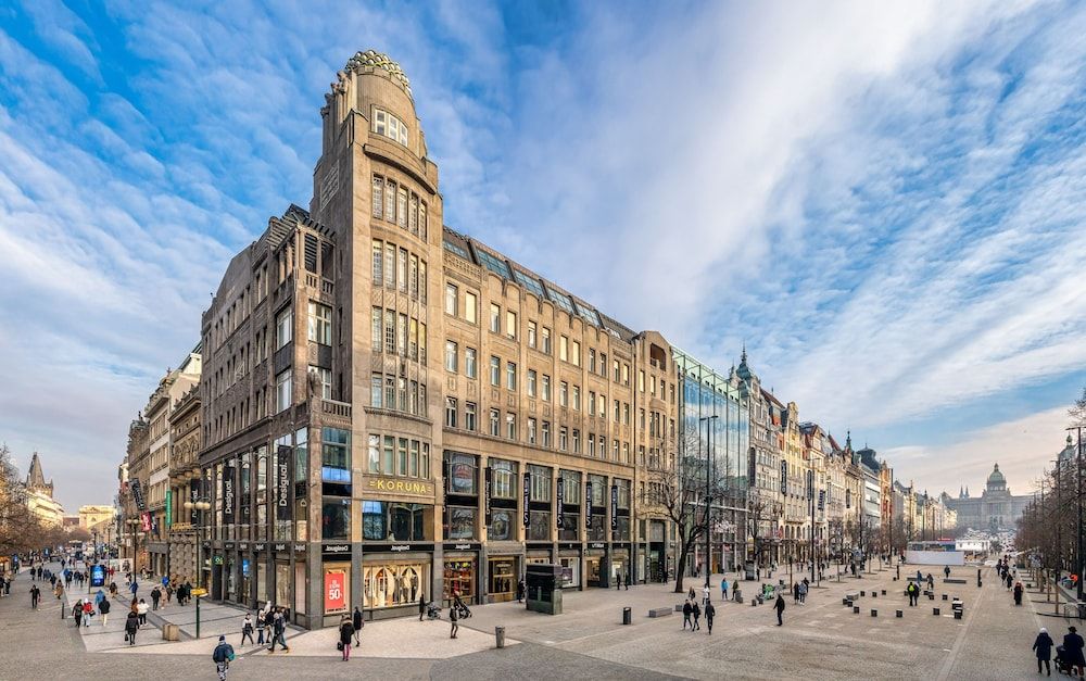 Crown Palace Apartments by Adrez.