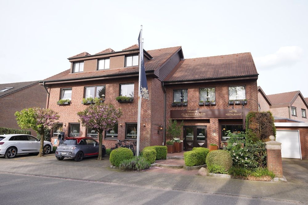 Hotel Fliederbusch.