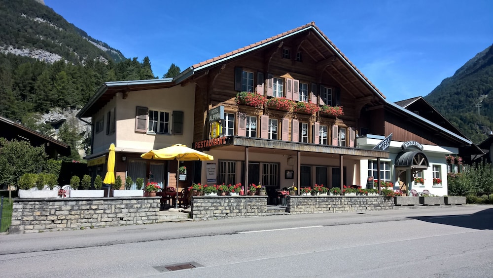 Hotel Restaurant Alpina